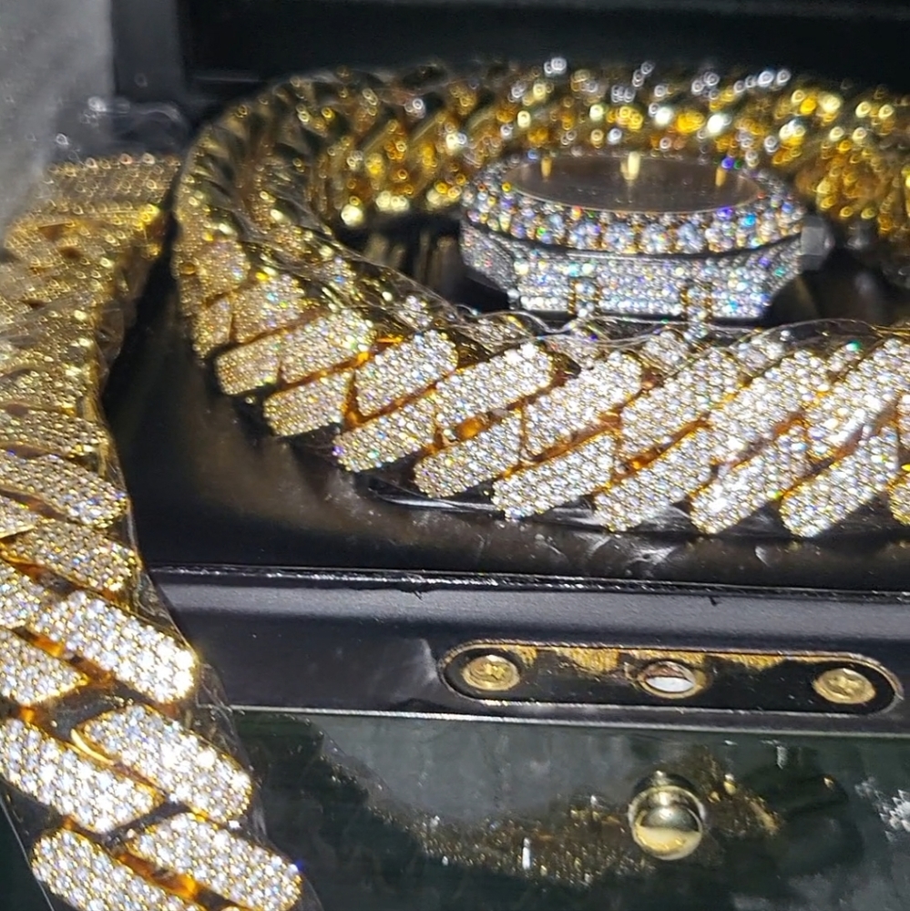 Moissanite VVS1 COLOR GRADE D 18MM 22INCH CHAIN